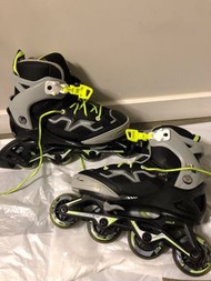 兒童滾軸溜冰鞋