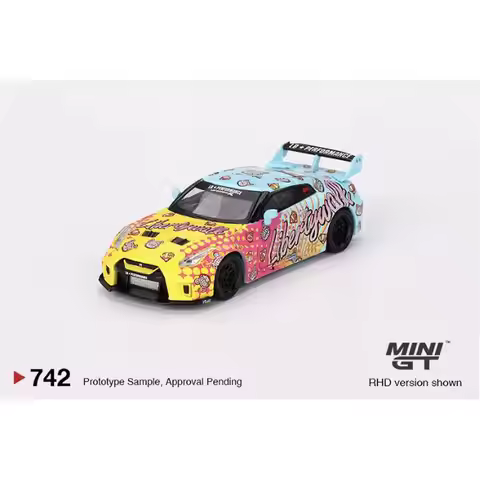 Mini GT 1:64 Nissan Skyline GT-R (R35) LB-Silhouette WORKS GT Liberty Walk KUMA Diecast Car Model In
