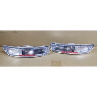 TOYOTA COROLLA SEG AE100 / AE101 / EE100 / EE101 / AE102 1992 - 1994 FRONT BUMPER SIGNAL LAMP / BUMP
