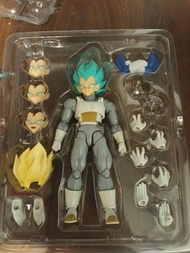 shf Bandai 龍珠 自造cc超藍 比達 貝吉塔 公仔(sf-$30)