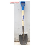 Wooden handle pointed shovel 1020mm A0704P C-MART