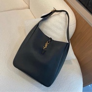 【全新 ✨ 全網最低價！】YSL聖羅蘭 大號HOBO包手提單肩包 有身份卡 2025年編碼