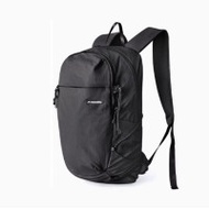 Naturehike Oxygen 輕量化運動背包(CNK2450XB023) - 黑色 | 底部髒衣區 | 輕量出行