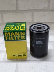 กรองน้ำมันเครื่อง  VW Passat B5  ( 1996 - 2000 )   รุ่น 1.6,  1.8,  2.0    Oil Filter  Mann  W 719/3