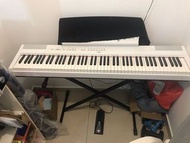 Yamaha P115 電子琴