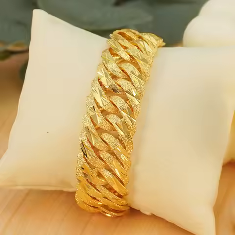 1Pcs Fashion Ladies 24K Gold Plated Hip Hop Thick Chain Bracelet 19.5cm (7.67 inches) Copper Wrist J