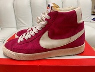 Nike blazer suede vintage 2008 VNTG fuchsia color 85% new