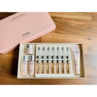 O.hui miracle moisture ampoule 777 special 7 tubes skin tightening and restoring essence Set