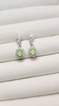 |有財女|A貨翡翠冰玻木那綠起螢光蛋面4mm時尚精緻耳環