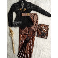 HITAM BALI KEBAYA KARTINI KEBAYA MADE KEBAYA SEMI ITALY NORVINA BLACK KEBAYA