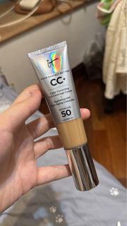 IT  YOUR SKIN BUT BETTER CC+ CREAM