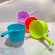 Dp3975 Color Dipper/ Dipper/ Bath Dipper/ Water Dipper/ Gayung Air Mandi Water Dipper Water Scoop
