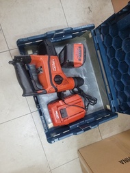 HILTI 喜利得TE6-A36 鎚鑽連電池充電器