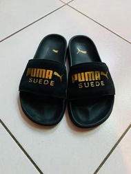 Puma Leadcat Suede 麂皮 黑色 女生 拖鞋 燙金 Logo 運動 機能  休閒