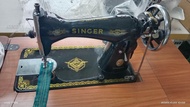 sewing machine singer (head)