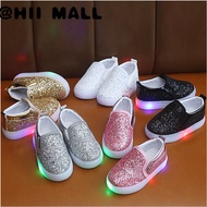 HII MALL รองเท้าผ้าใบนักเรียน รองเท้าผ้าใบเด็กผญ ธรรมดา รองเท้าเด็กผญ รองเท้ามีไฟ รองเท้าเจ้าญิง รองเท้าคัชชูเด็กผู้หญิง 2022ใหม่ 040710