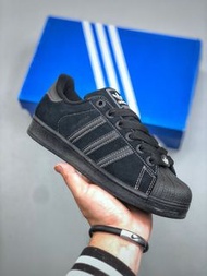 Adidas Superstar 全黑休閒鞋