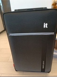 it IT super light weight suitcase , World's Lightest 英國超輕留學行李喼行李箱皮喼