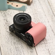 適用機型SONY ZV-E10 II 手掌紋皮革相機底座皮套