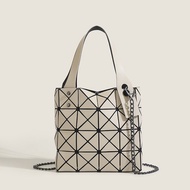 Issey Miyake Summer new women's bag high-end mini square box bag geometric rhombus bag hand-held shoulder bag chain bag