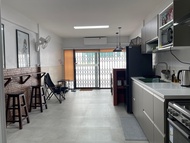 Self Check-in 1Bed 1Bath + Living/Work Space/ Full Kitchen 5 mins to ICONSIAM