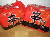 辛辣麵。[農心]每個