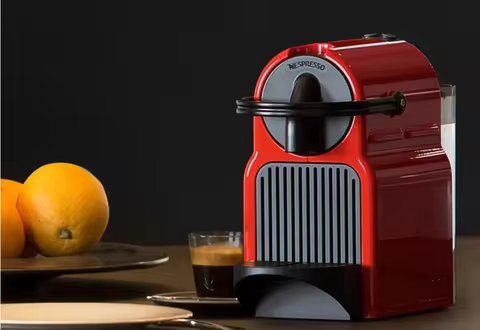 220V NESPRESSO Inissia Automatic Coffee Machine for Delicious Cappuccinos and Lattes AF