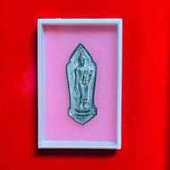 พระพุทธ 25 ศตวรรษ พระดี พิธีใหญ่ ปี 2500 เนื้อชิน พิมพ์สังฆาฏิจุด ไม่มีกล่อง