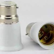 釘頭、大螺絲頭 燈膽燈座轉換器， B22 轉 E27 3個或以上包本地郵費