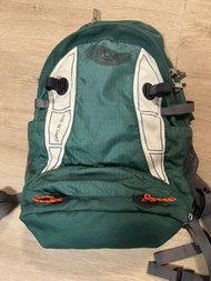 Vaude gallery air 30+5 with rain cover backpack 背包