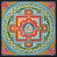 24K金藥師佛曼陀羅唐卡散發療癒能量與靈性純淨。展現藥師佛的覺