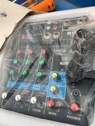 PEL 8 通道混音器