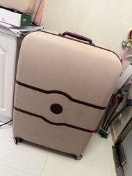 DELSEY 粉紅拼深紅硬喼 行李箱