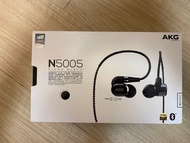 AKG N5005