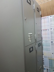 鐵櫃 文件櫃  locker 收納 書櫃 寫字樓 辦公室 二手 傢俬 Wardrobe