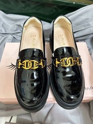 [DiAnA][8成新] 黑色增高樂福鞋