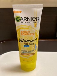 Garnier Vitamin C Face Wash (Scrub) 100mL 維他命C 磨砂 洗面 