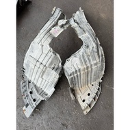 ELGRAND E51 FRONT FENDER COVER USED JAPAN