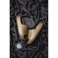 YEEZY SLIDE "Core" Light Palm Coconut Slippers Pure Original