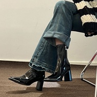 ใหม่ 2023 ผู้หญิง รองเท้าบูทสั้นคล้ายกับ Kendall Jenner สีขาว สิทธิบัตร หนัง ส้นหนา Slim Booties รอบ