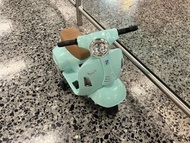 Vespa 兒童電動車