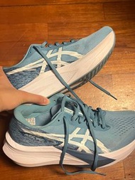 ASICS Magic Speed 4