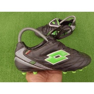 kasut bolasepak lotto saiz 4.5uk/37