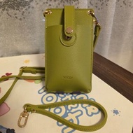 ROOTY 橄欖綠手機包