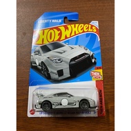 Hot Wheels LB-Silhouette Works GT Nissan 35GT-RR / LBWK GTR R35 (Clearance Stock)