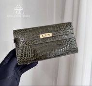 Sold🌈Hermes🌟Kelly Wallet長銀包💚橄欖綠亮面鱷魚皮銀扣💚98.5新🌈有盒💚kellywallet🌟alligator🌟長銀包🌟hermeswallet🌟愛馬仕🌟
