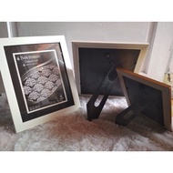 8R White and 5R Gold Frame (Frame)