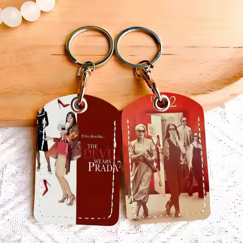 Movie The Devil Wears P-Pa-Prada-S 2 Card Holder With Keychain Executive Protection For Bank Credit 