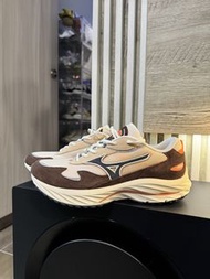 Mizuno Wave Rider