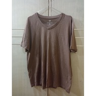 Giordano brown t-shirt